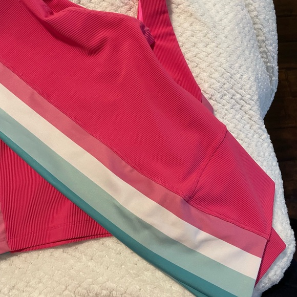 Beach Riot Pink Colorblock Set - Picture 4 of 6